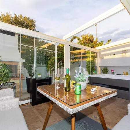 アパート Principessa スプリト