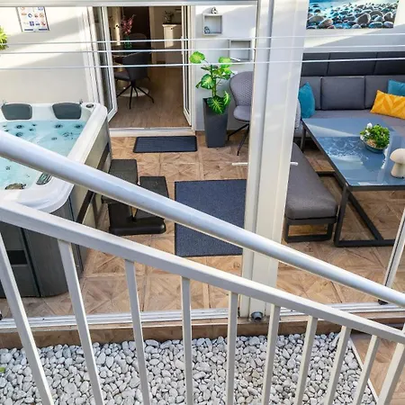 Principessa Apartment Split